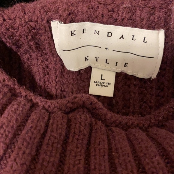 Kendall Kylie sweater top - Picture 2 of 3